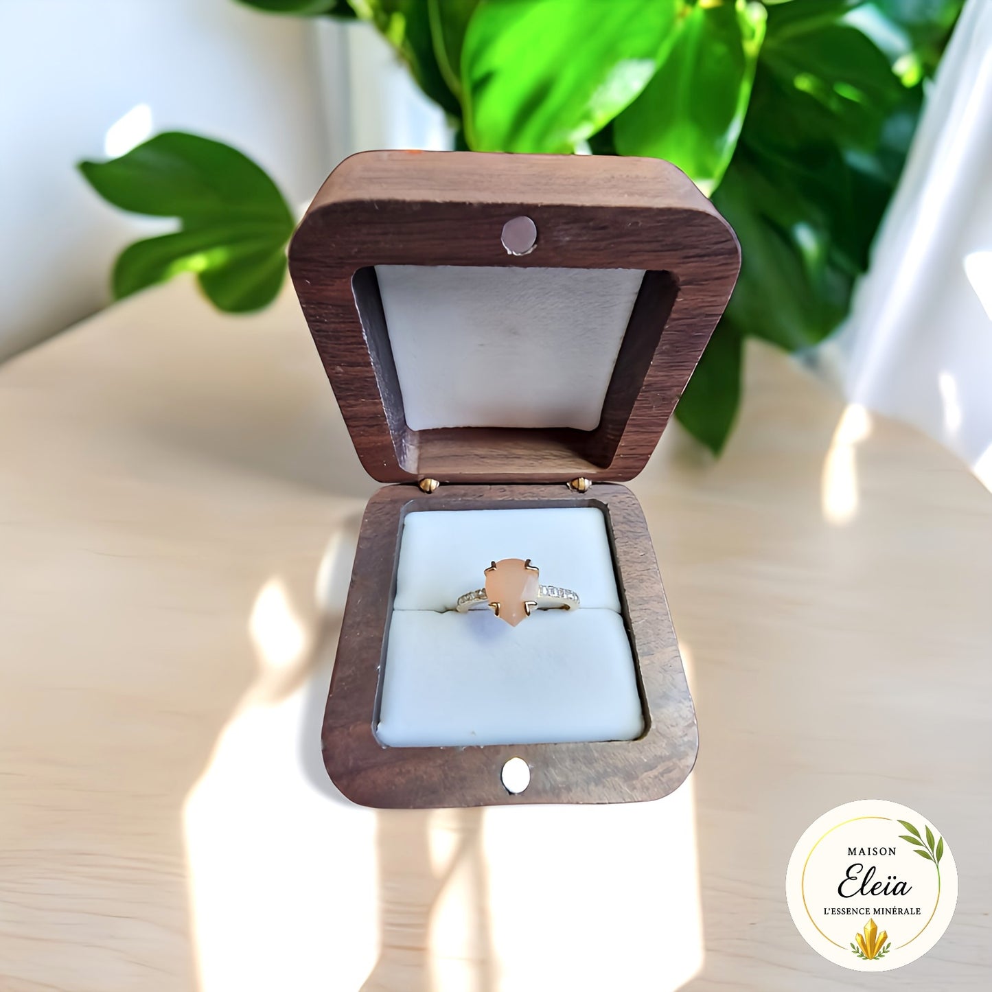 Bague pierre de soleil plaqué or – Bijou lumineux, confiance et vitalité