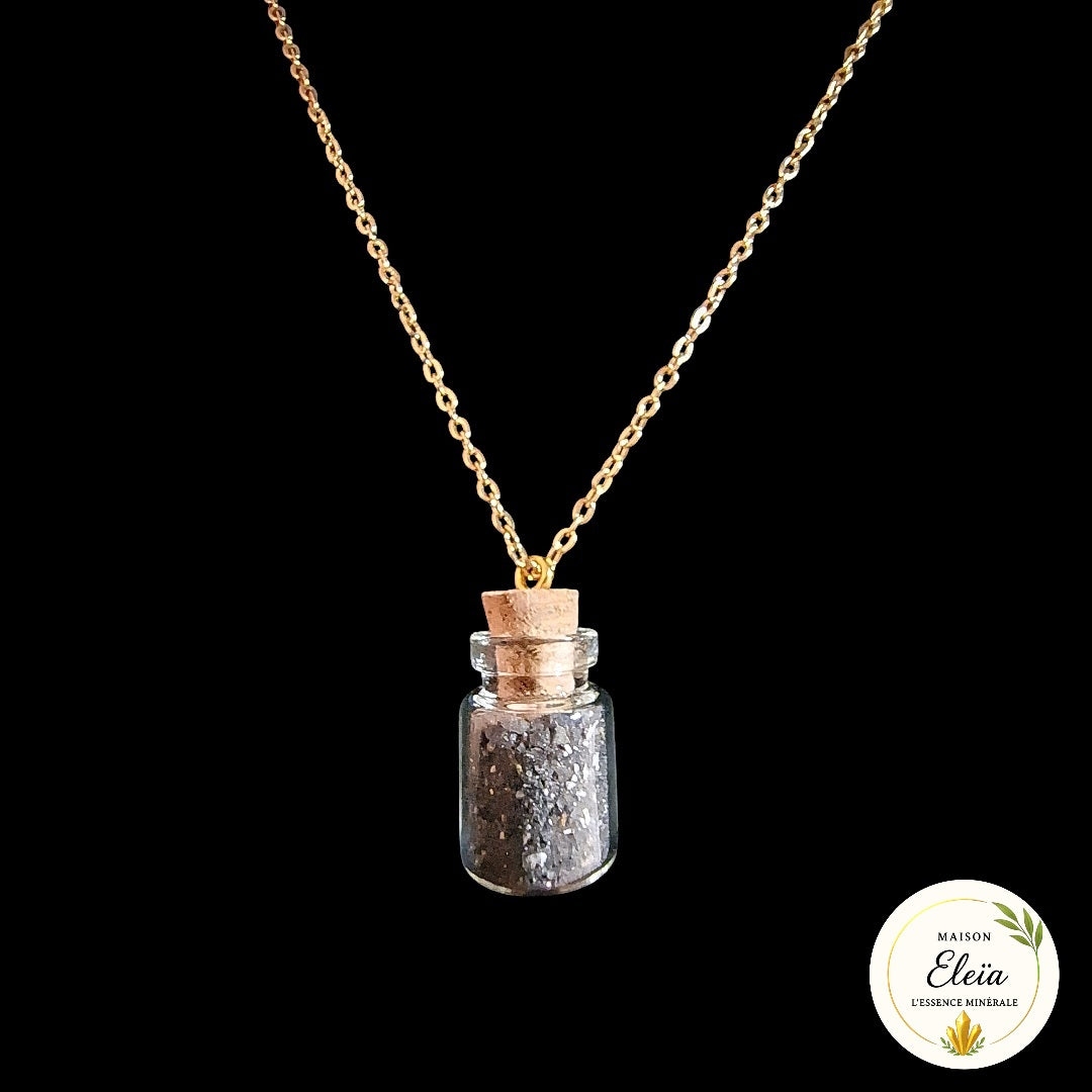 Collier Amulette de protection Sel noir