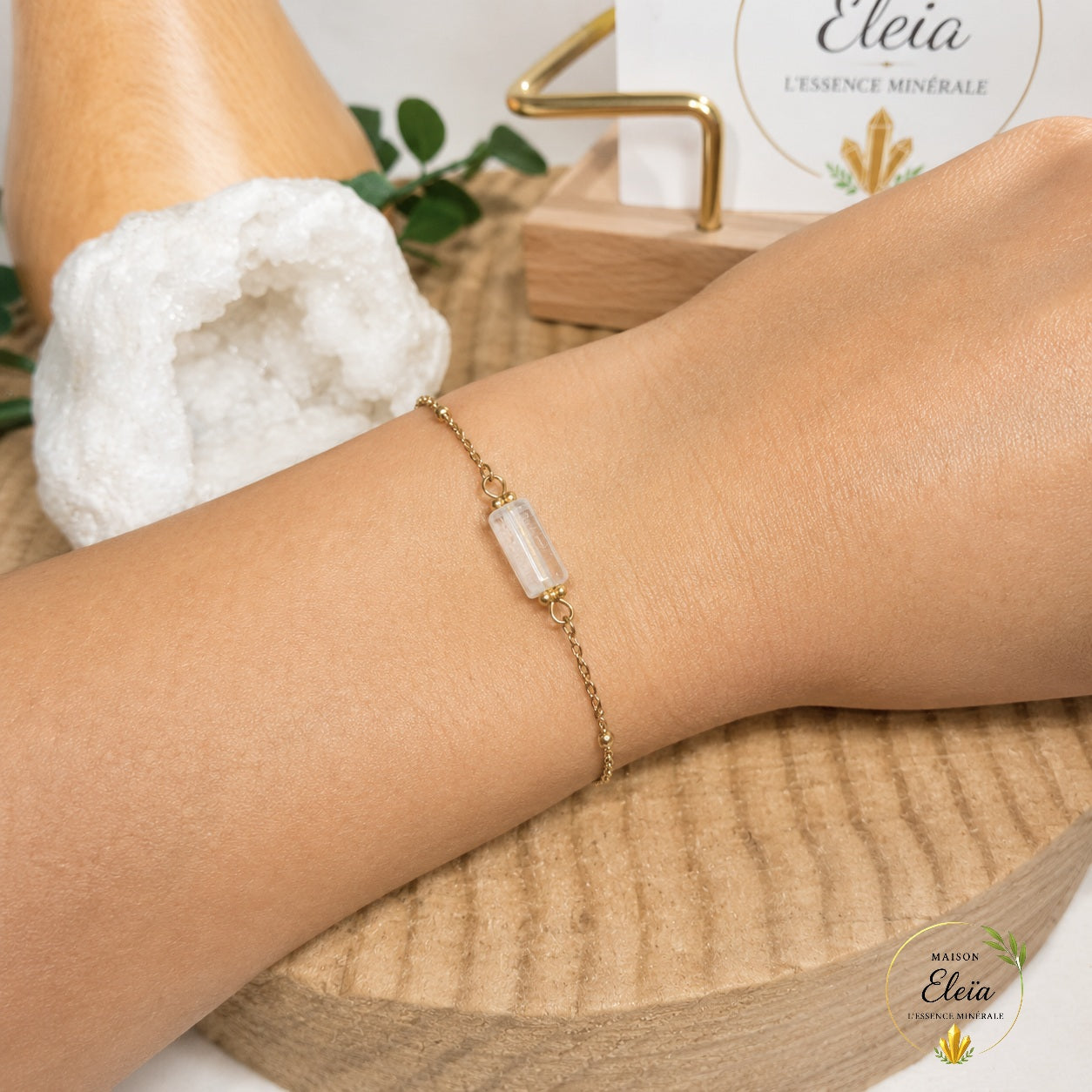 Luméa – Bracelet Cristal de Roche AA du Brésil en Acier Inoxydable Doré | Pierre Naturelle | Ajustable 17 + 5 cm