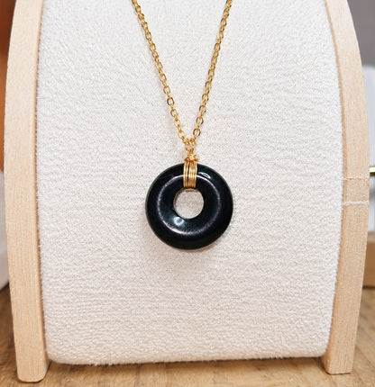 Collier Nox – Onyx A du Brésil 17 mm – Acier Inoxydable Doré