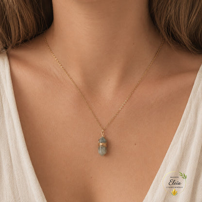 Collier Labradorite Femme Acier Inoxydable Doré – Pierre Naturelle Madagascar – Pendentif Pointe 20 mm